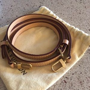Louis Vuitton adjustable strap